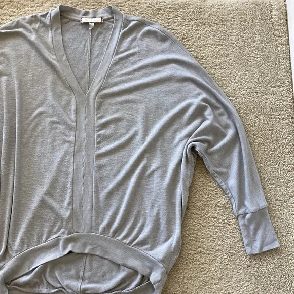 Anthropologie Eri + Ali Deep V Ribbed Top in Grey - Picture 5 of 7